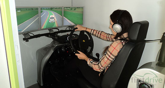 Le simulateur de conduite, un nouvel outil pédagogique chez Easy Auto-École  - Auto-Moto Magazine